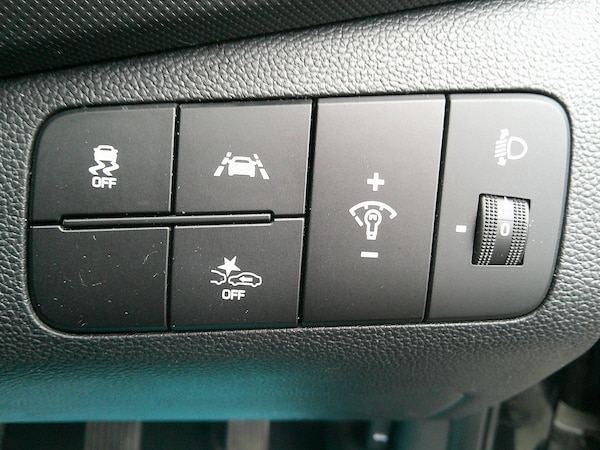 Used Hyundai i10 2017 for sale - 76281374: Photo 37