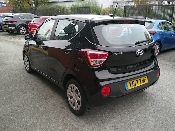 Used Hyundai i10 2017 for sale - 76281374: Photo 5
