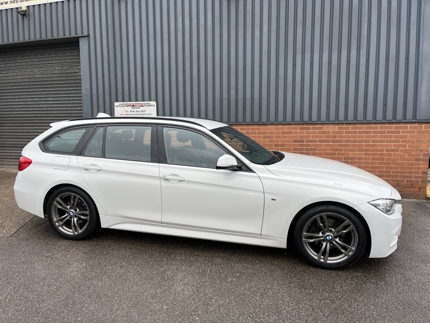 Used BMW 3 Series 2017 for sale - 77864899: Photo 2