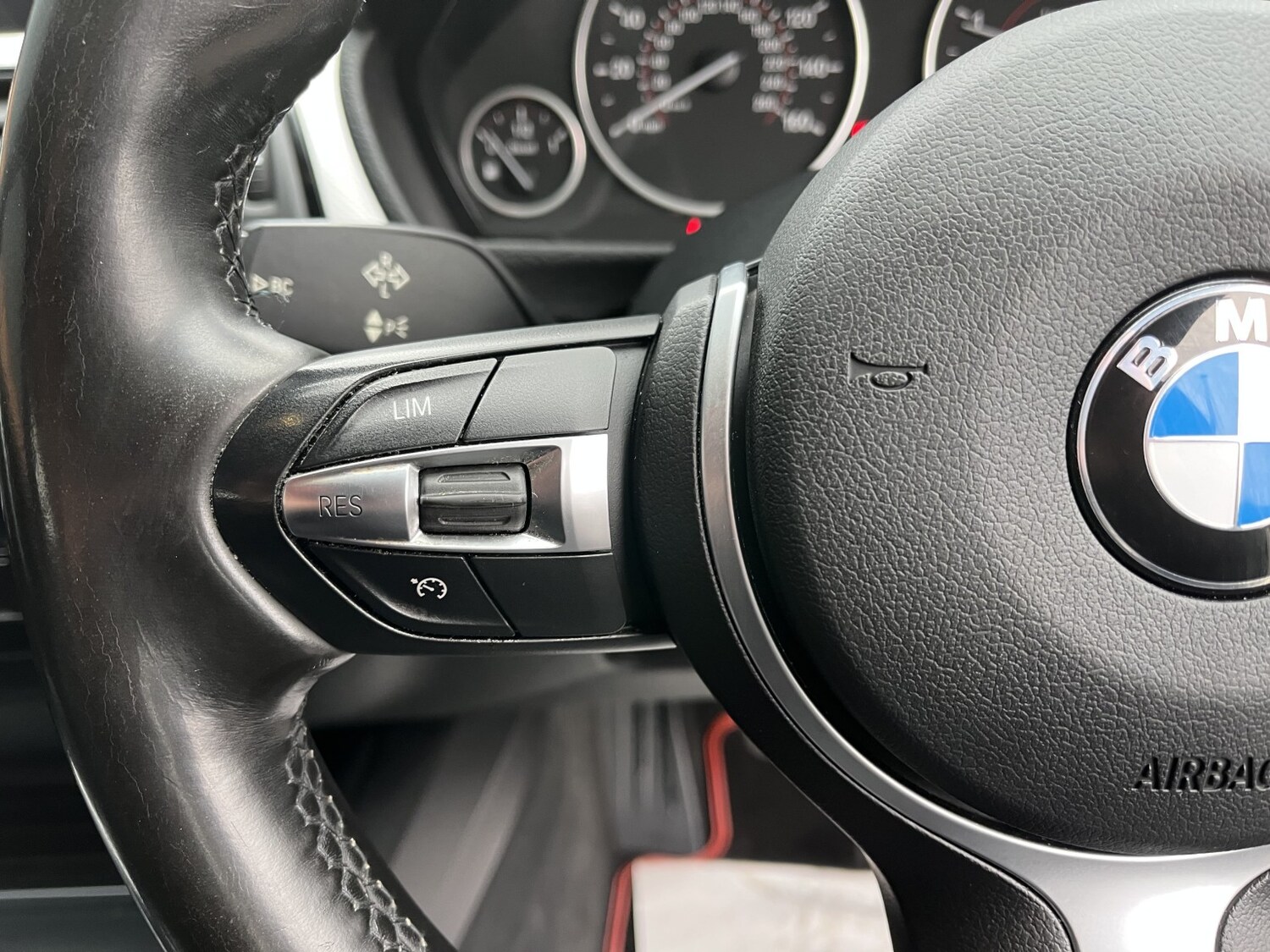 Used BMW 3 Series 2017 for sale - 77864899: Photo 39