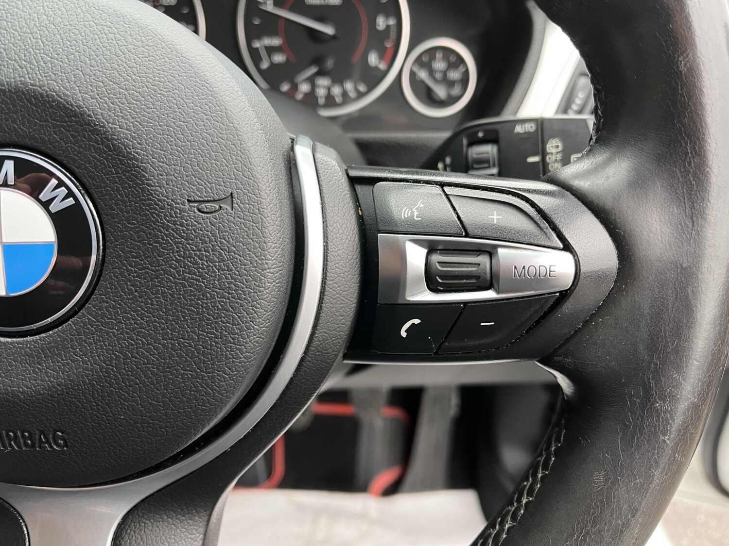 Used BMW 3 Series 2017 for sale - 77864899: Photo 40