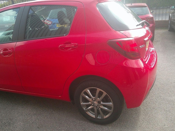 Used Toyota Yaris 2015 for sale - 76107371: Photo 12