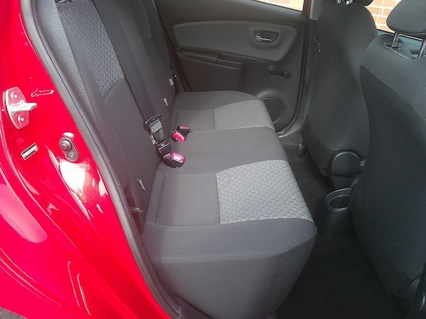 Used Toyota Yaris 2015 for sale - 76107371: Photo 20