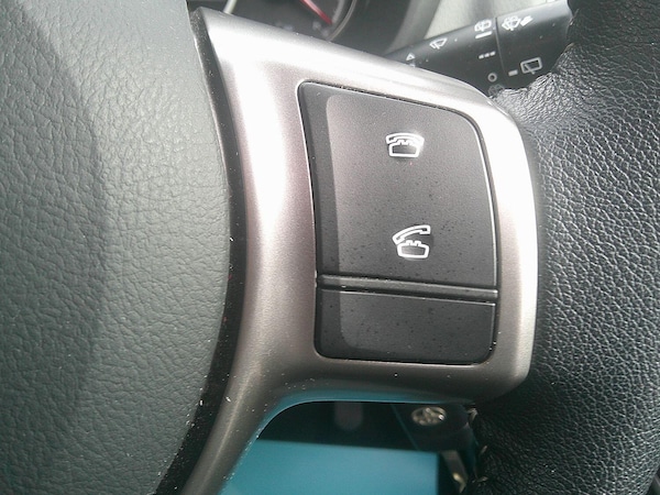 Used Toyota Yaris 2015 for sale - 76107371: Photo 35
