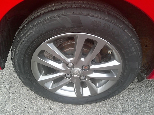 Used Toyota Yaris 2015 for sale - 76107371: Photo 39