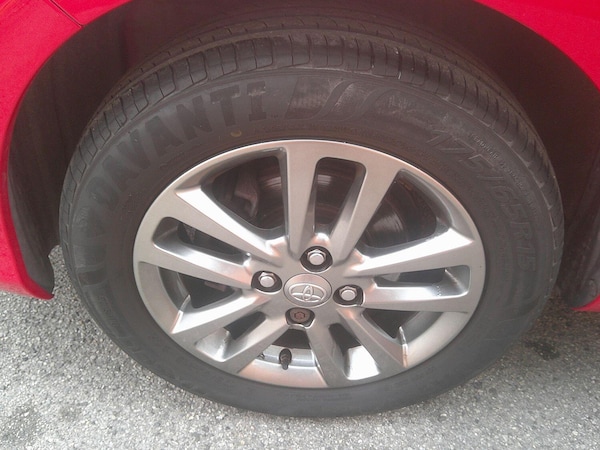 Used Toyota Yaris 2015 for sale - 76107371: Photo 41