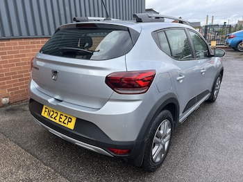 Used Dacia Sandero Stepway 2022 for sale - 79211325: Photo