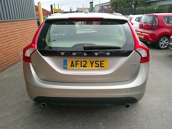 Used Volvo V60 2012 for sale - 75282841: Photo