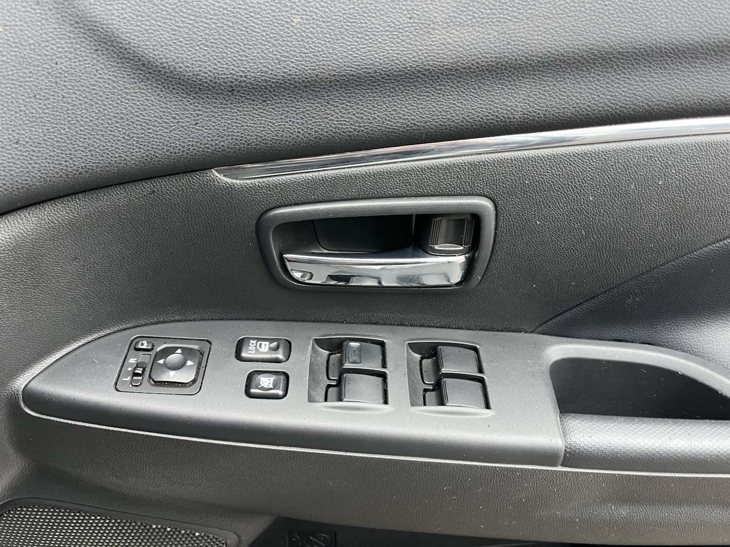 Used Mitsubishi ASX 2017 for sale - 77864908: Photo 40