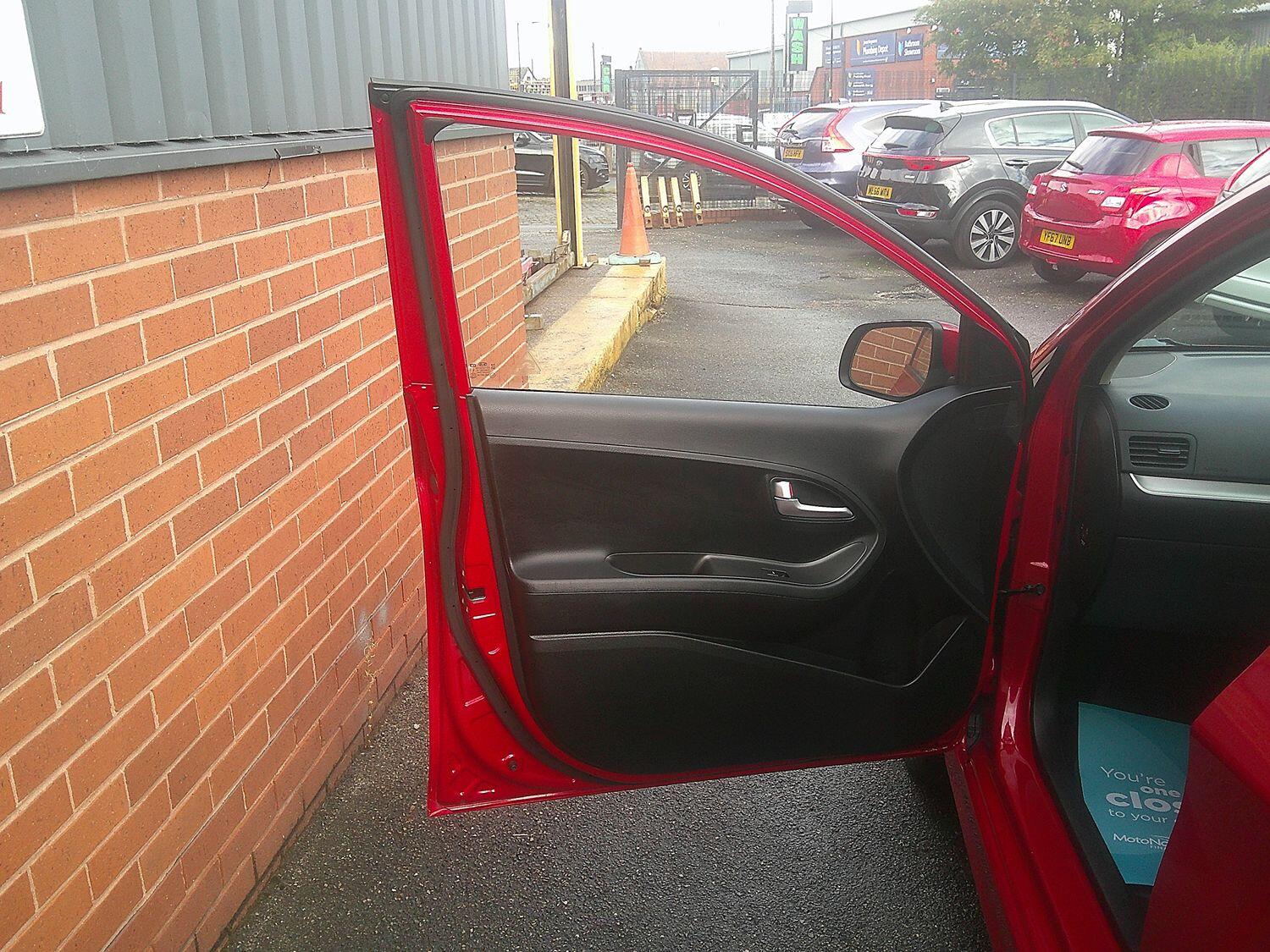 Used Kia Picanto 2016 for sale - 76107378: Photo 15