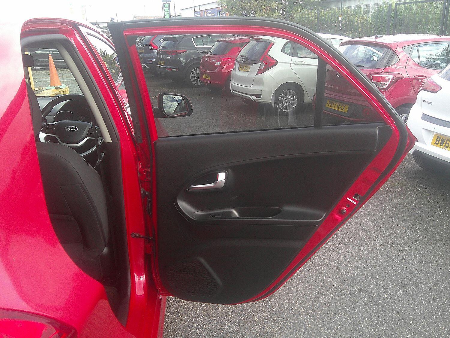 Used Kia Picanto 2016 for sale - 76107378: Photo 18