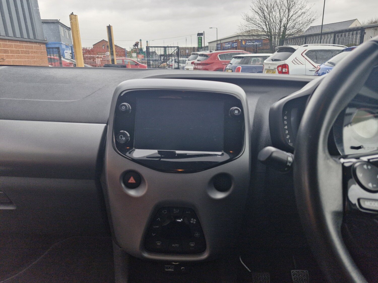 Used Toyota AYGO 2020 for sale - 77864900: Photo 28