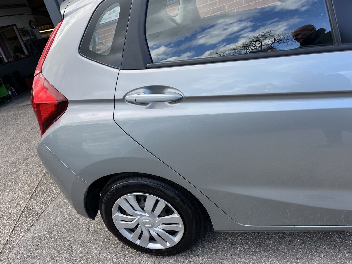 Used Honda Jazz 2017 for sale - 78112115: Photo 10