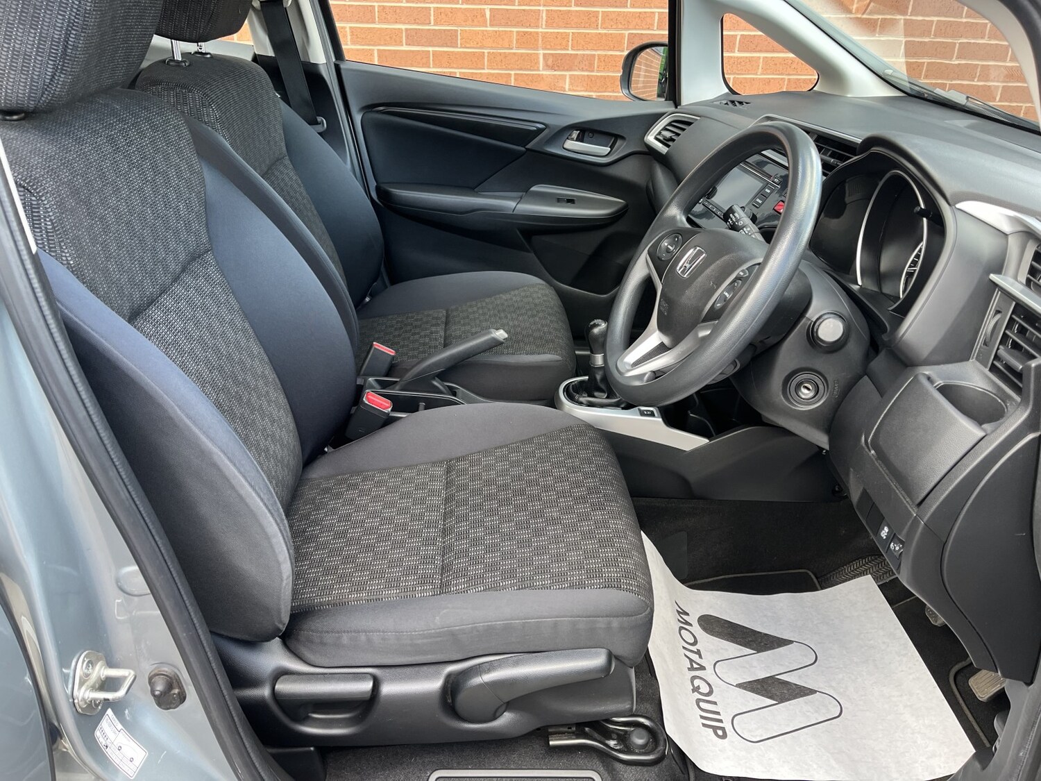 Used Honda Jazz 2017 for sale - 78112115: Photo 18