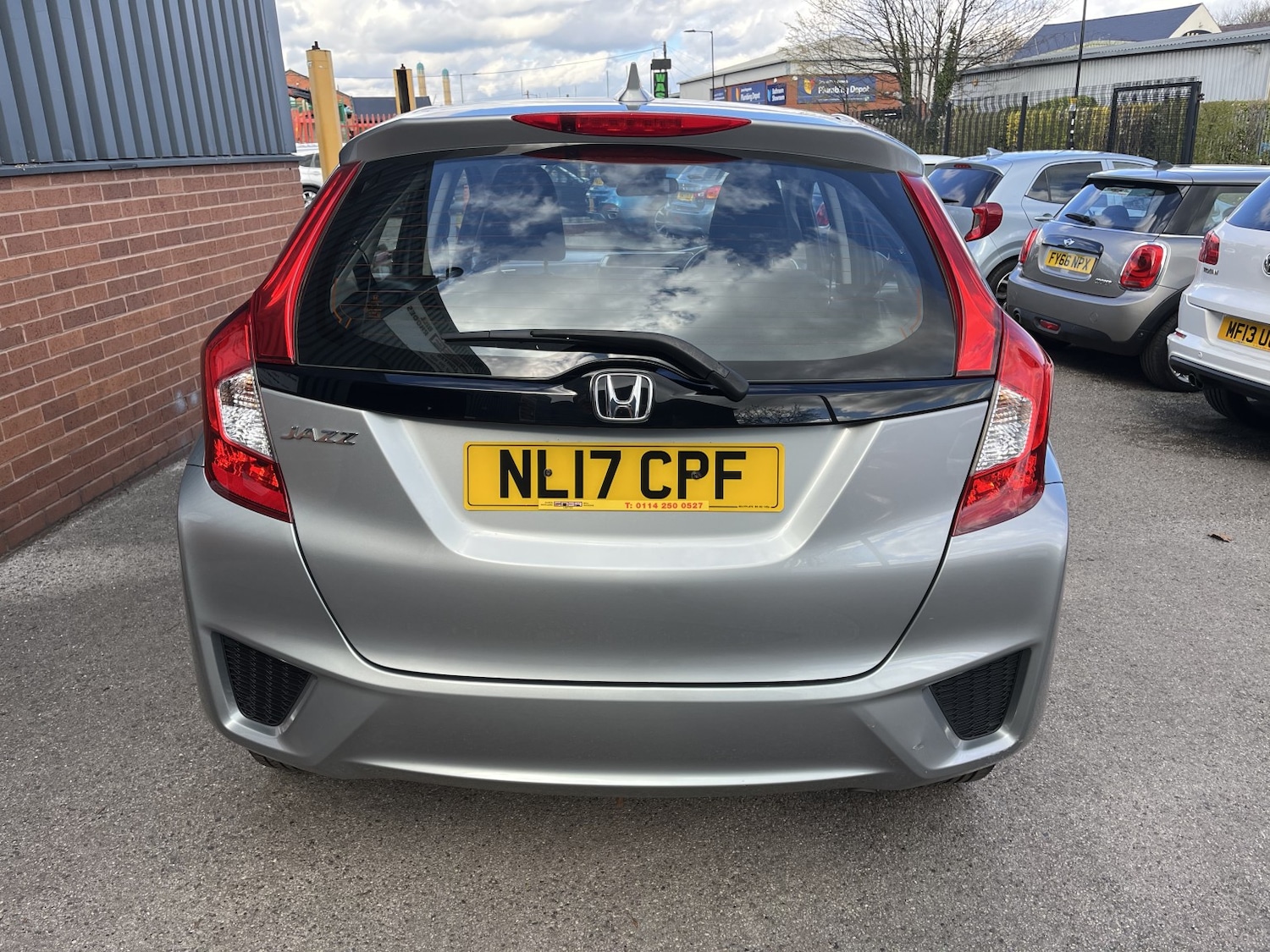 Used Honda Jazz 2017 for sale - 78112115: Photo 4