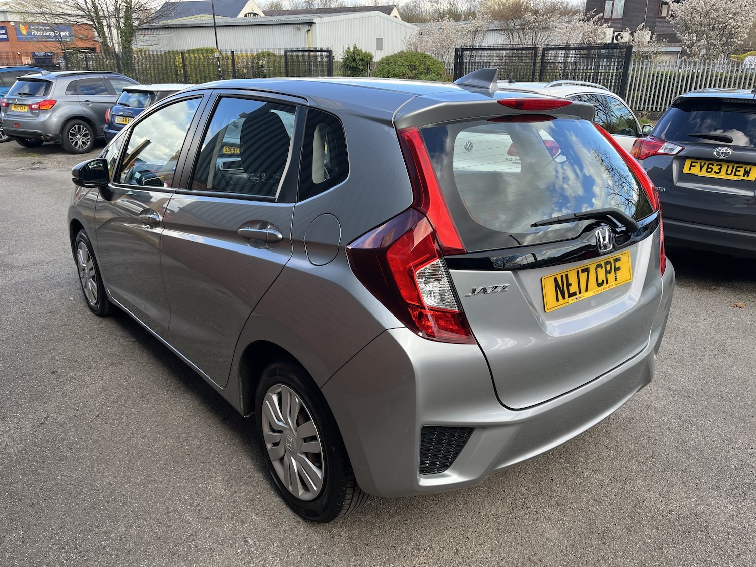 Used Honda Jazz 2017 for sale - 78112115: Photo 5