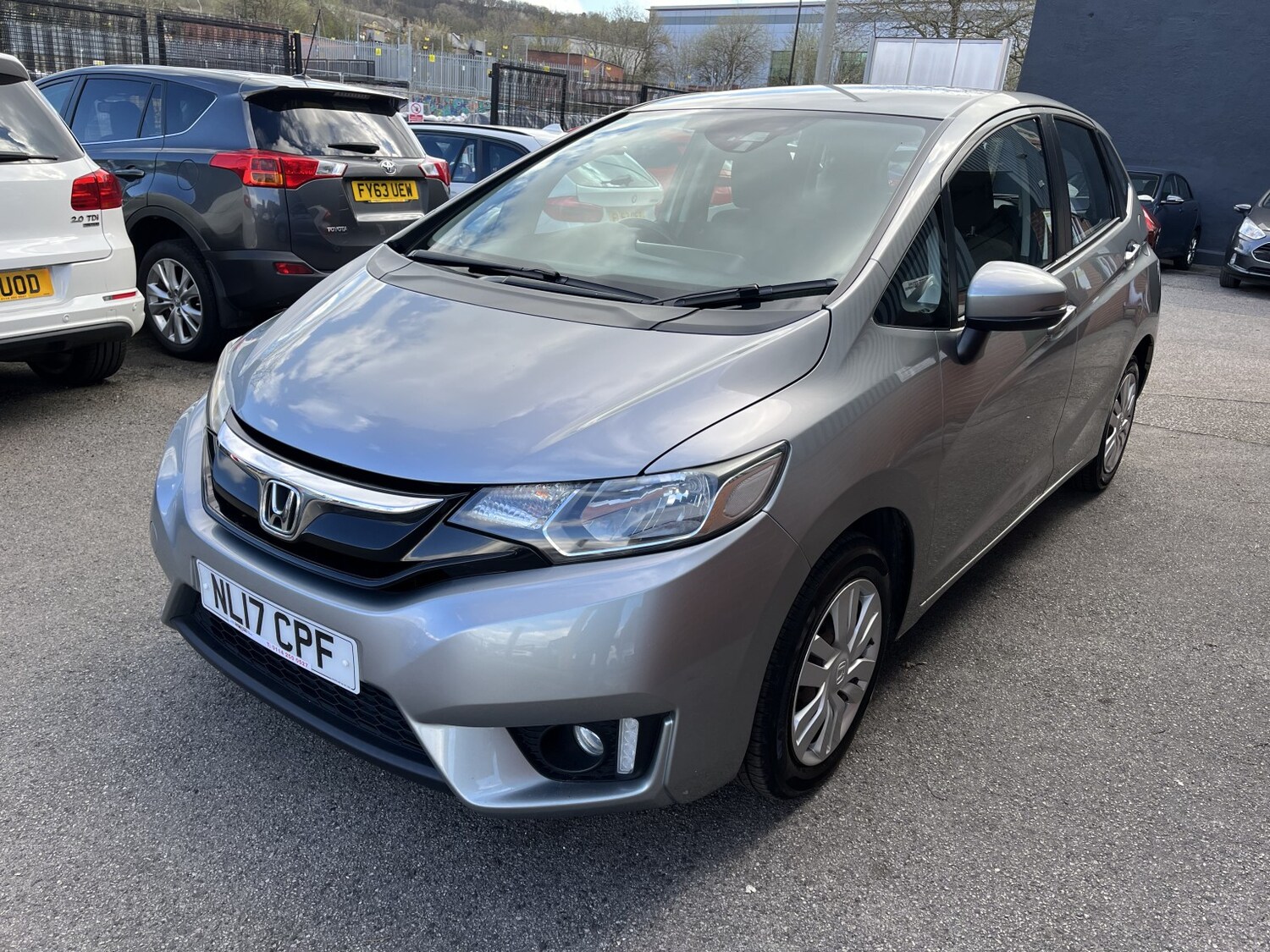 Used Honda Jazz 2017 for sale - 78112115: Photo 6