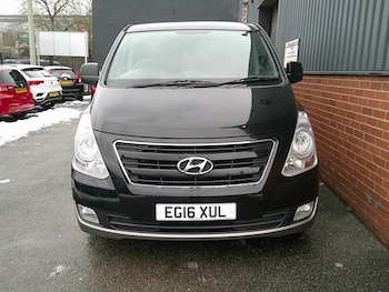 Used Hyundai i800 2016 for sale - 76982789: Photo