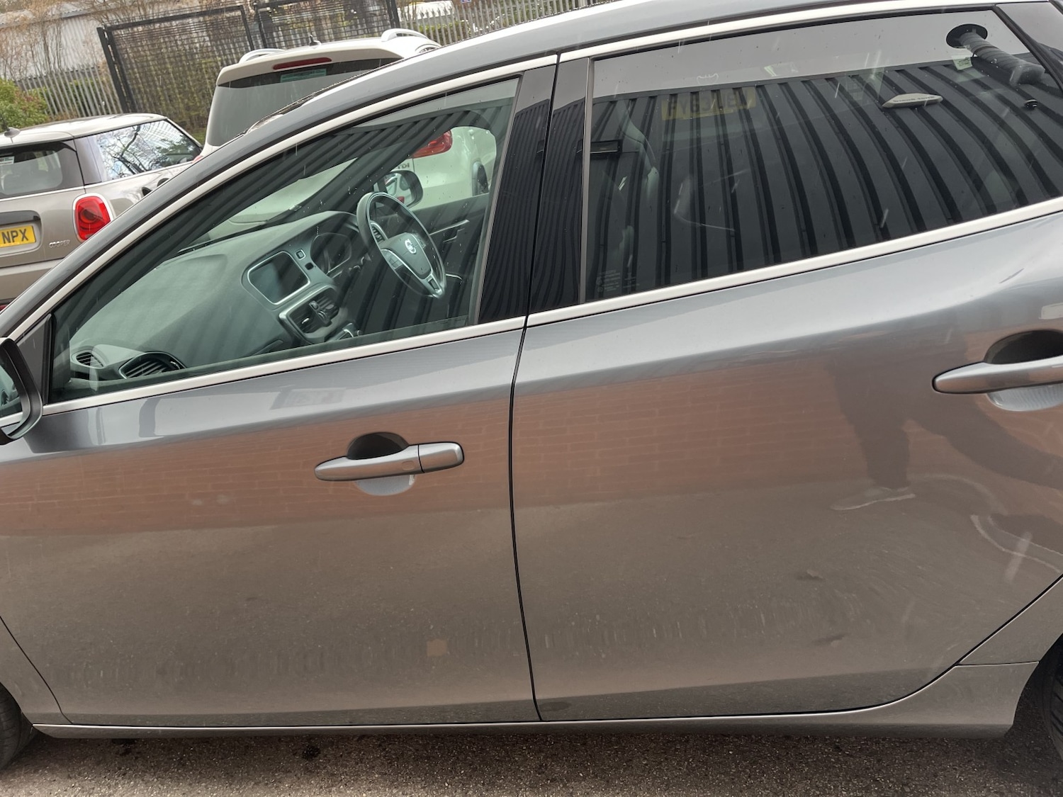 Used Volvo V40 2015 for sale - 78112128: Photo 13