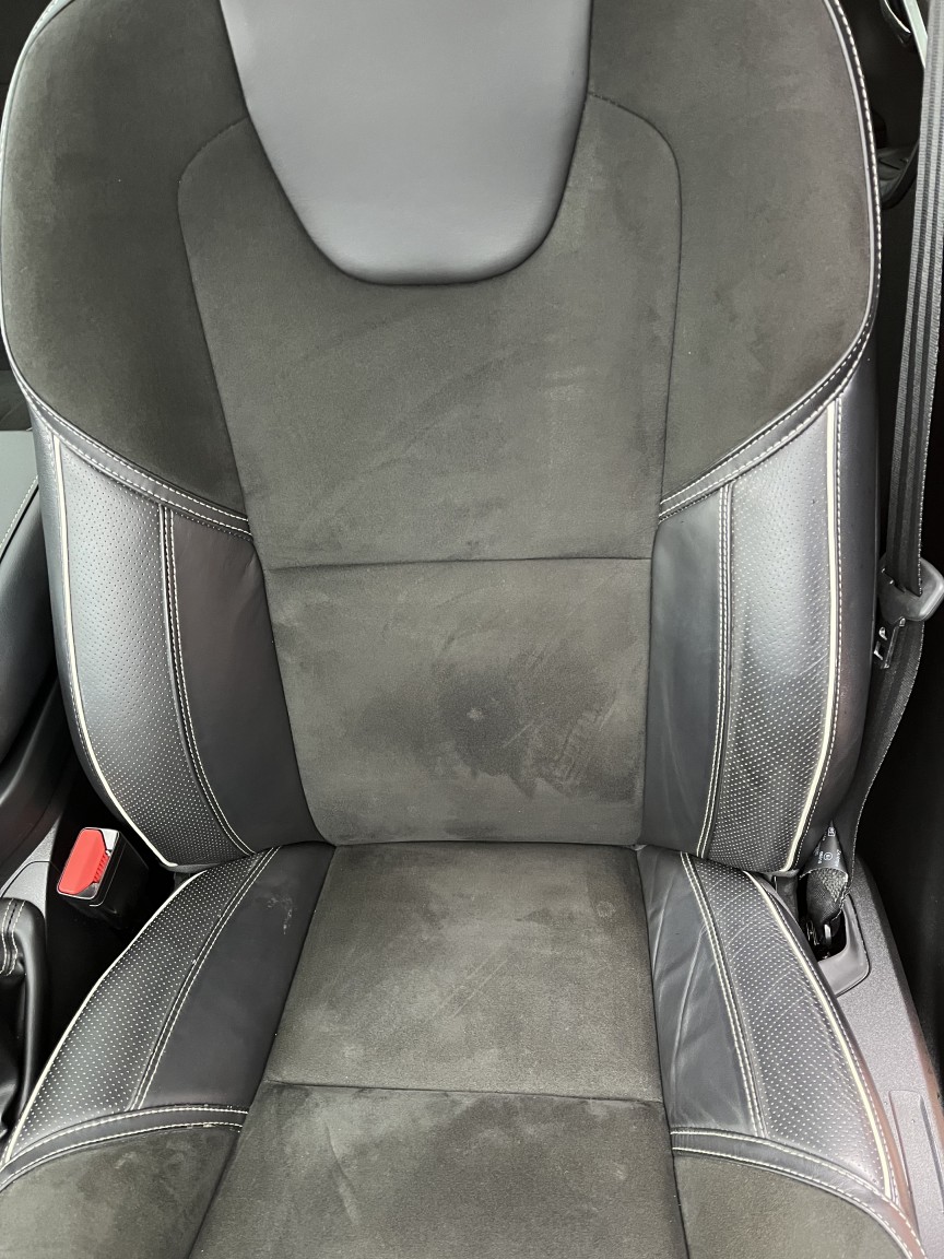 Used Volvo V40 2015 for sale - 78112128: Photo 25