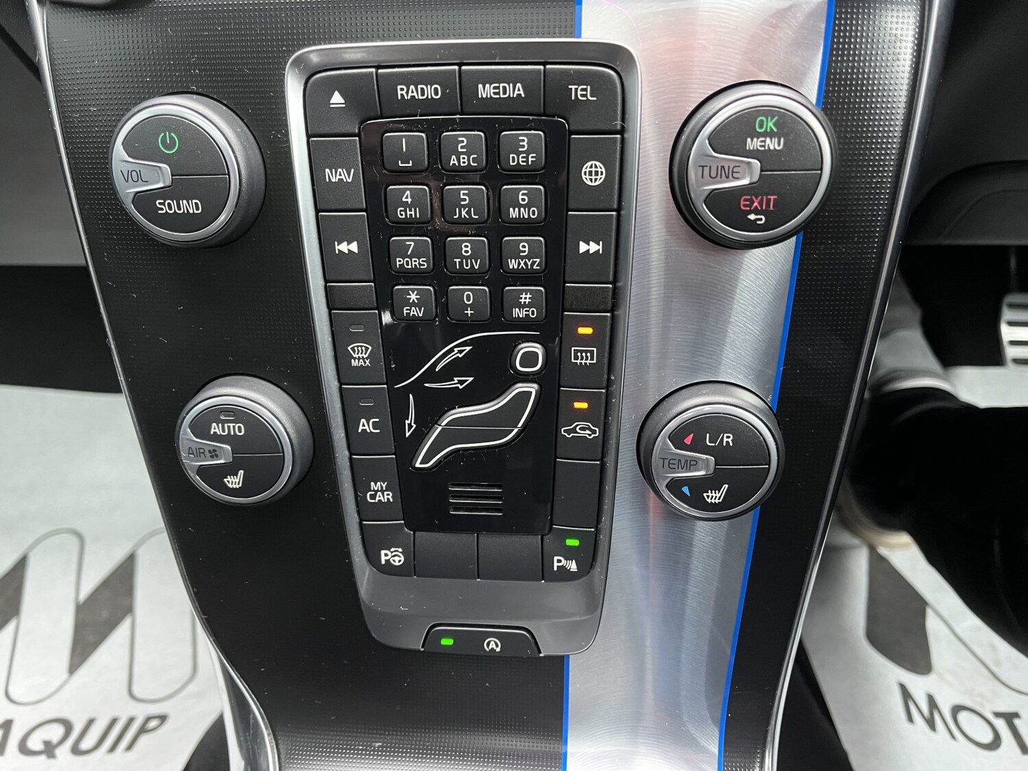 Used Volvo V40 2015 for sale - 78112128: Photo 36