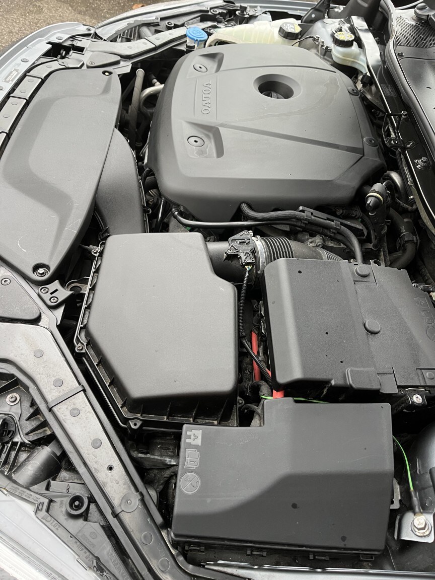 Used Volvo V40 2015 for sale - 78112128: Photo 50