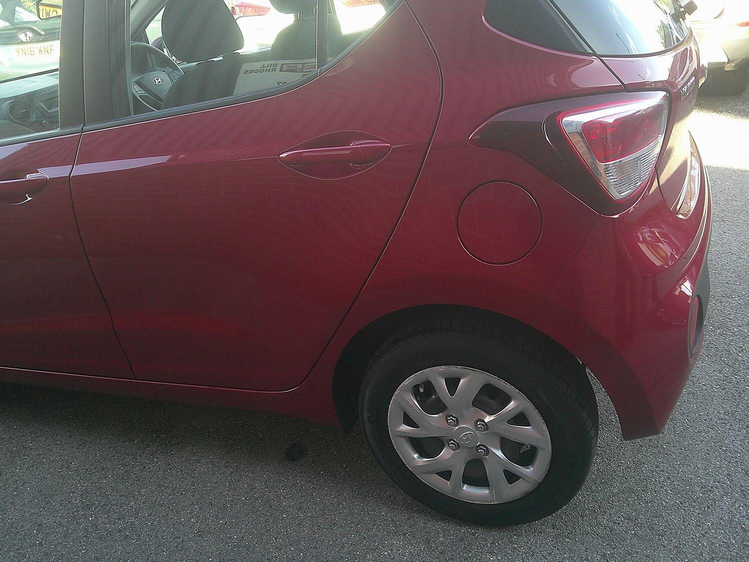 Used Hyundai i10 2017 for sale - 76107303: Photo 10