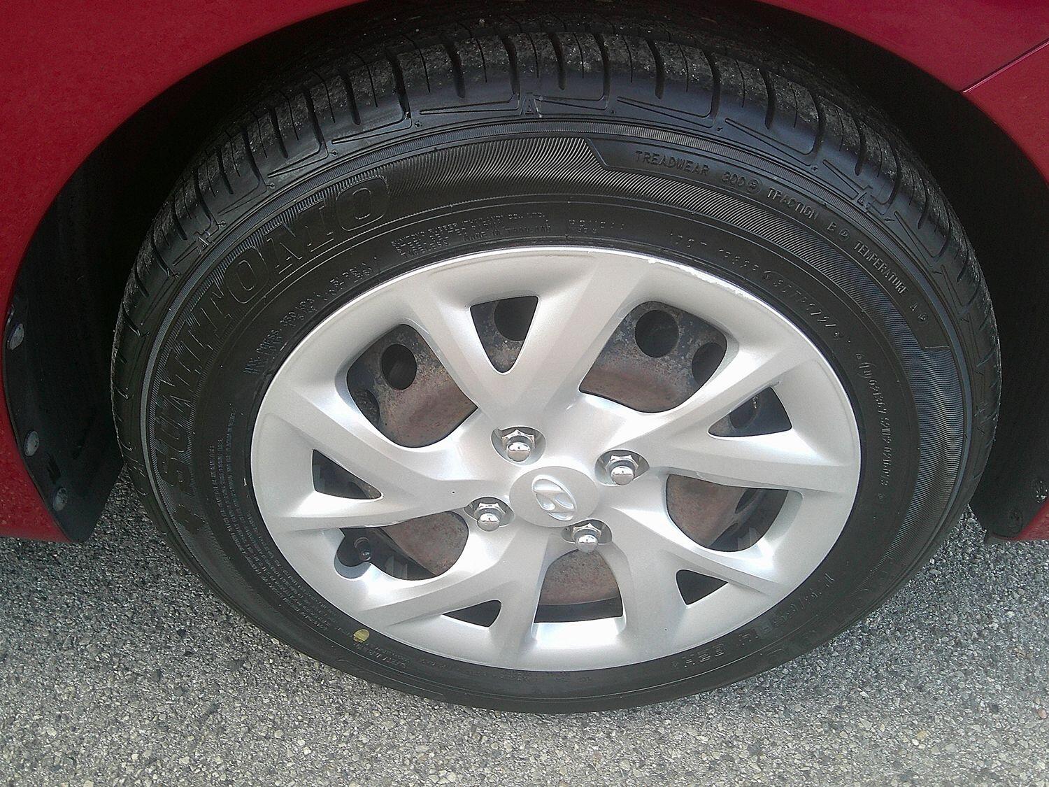 Used Hyundai i10 2017 for sale - 76107303: Photo 35