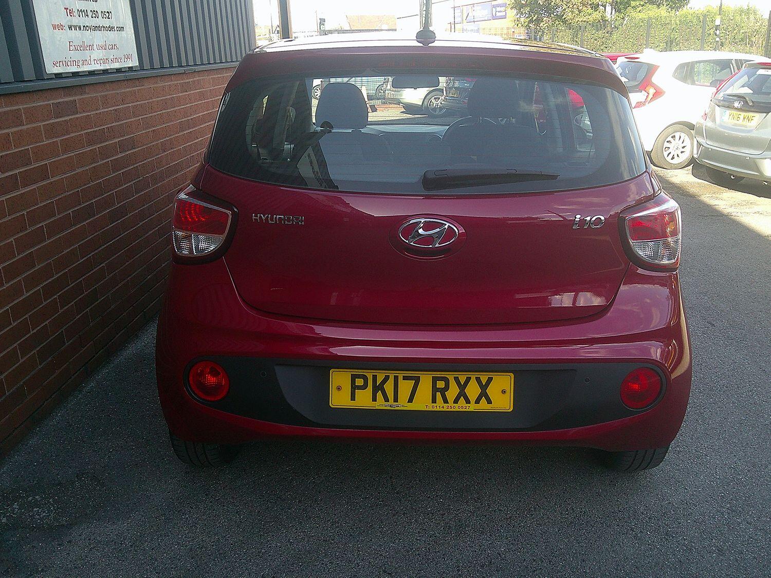 Used Hyundai i10 2017 for sale - 76107303: Photo 4