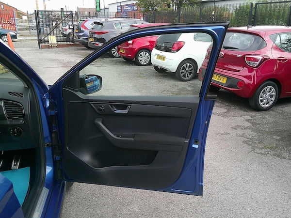 Used Skoda Fabia 2017 for sale - 76128921: Photo 17