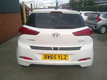 Used Hyundai i20 2016 for sale - 75913122: Photo
