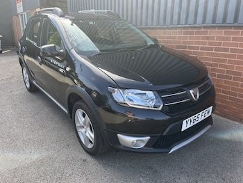 Used Dacia Sandero Stepway 2015 for sale - 79211335: Photo