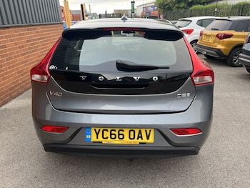 Used Volvo V40 2016 for sale - 79531800: Photo