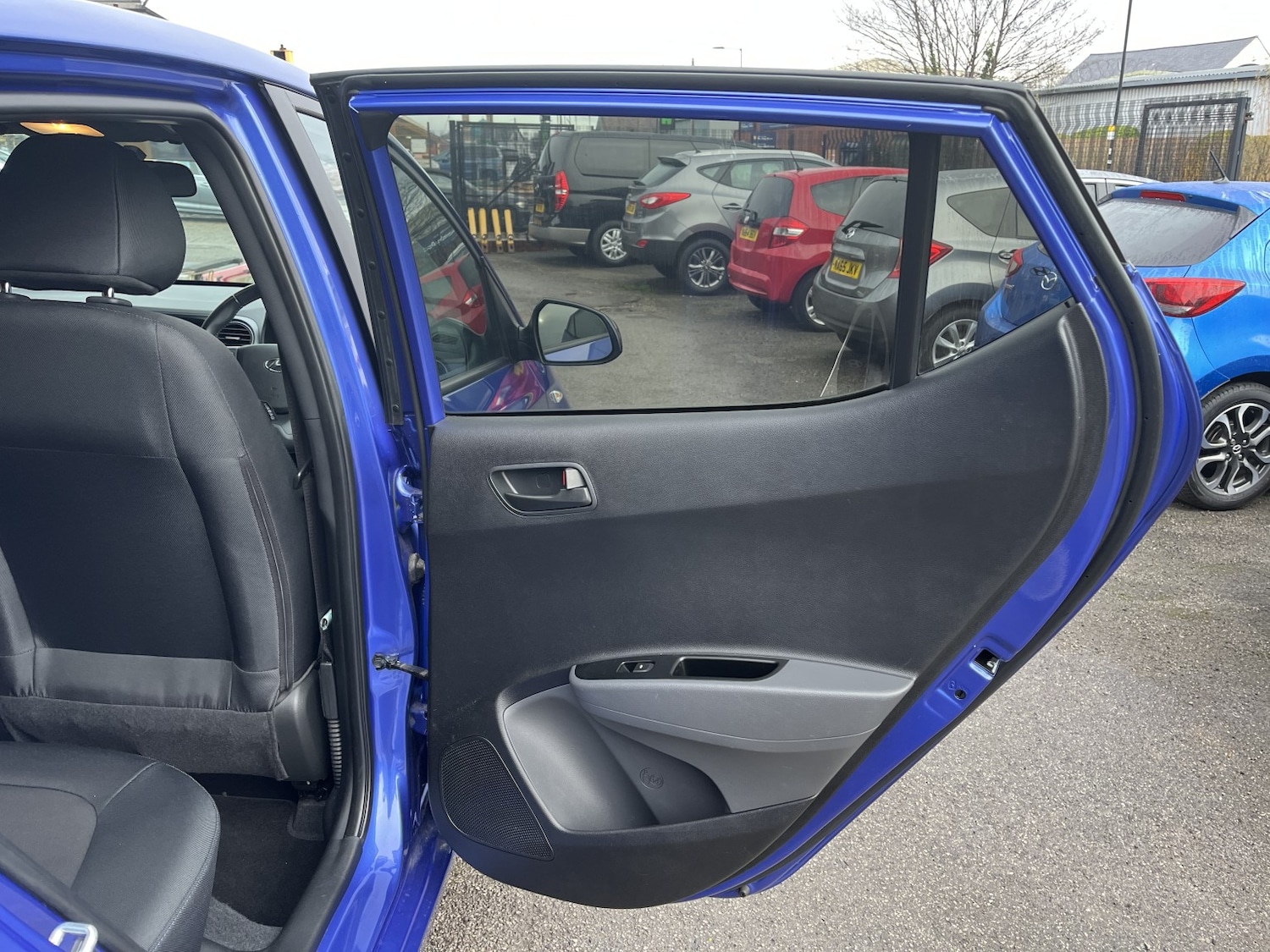 Used Hyundai i10 2018 for sale - 77213404: Photo 17