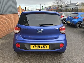 Used Hyundai i10 2018 for sale - 77213404: Photo