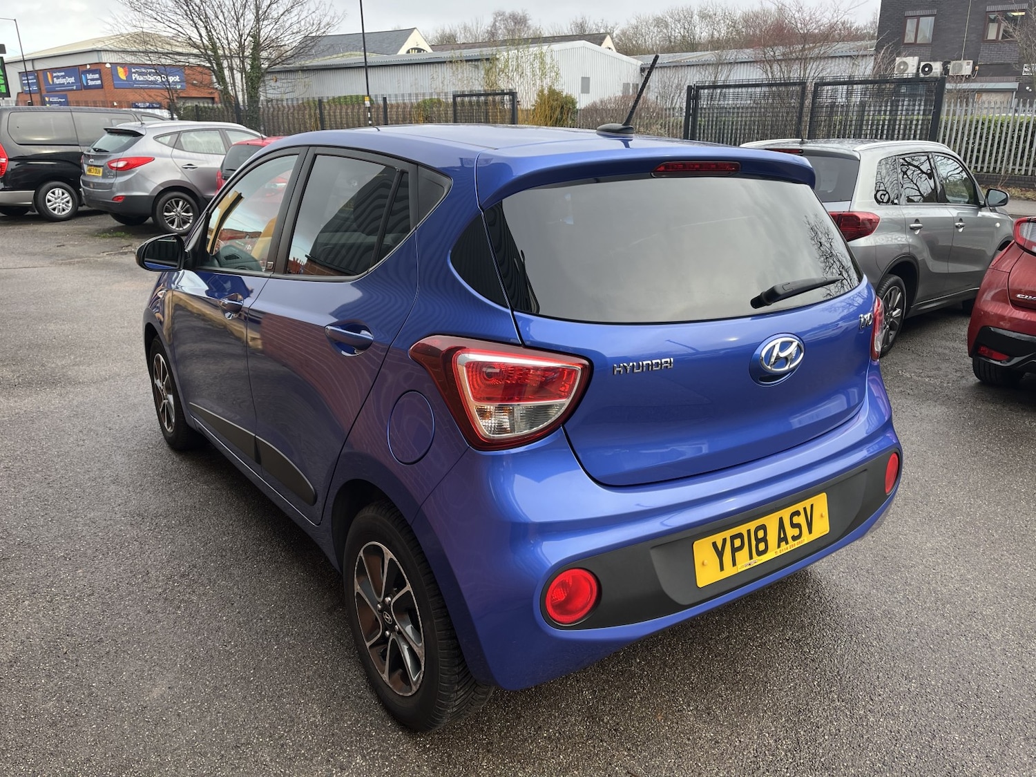 Used Hyundai i10 2018 for sale - 77213404: Photo 5