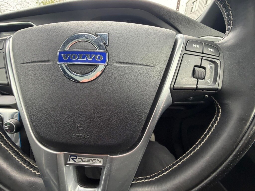 Used Volvo V40 2015 for sale - 78123876: Photo 21