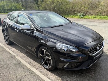 Used Volvo V40 2015 for sale - 78123876: Photo
