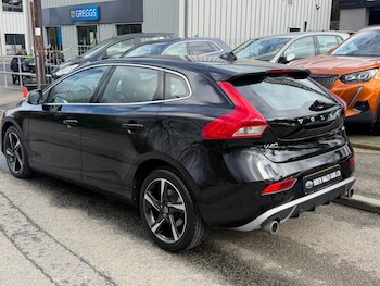 Used Volvo V40 2015 for sale - 78123876: Photo