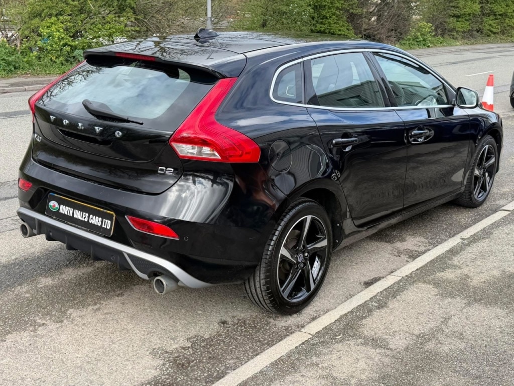 Used Volvo V40 2015 for sale - 78123876: Photo 5