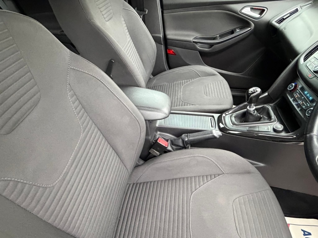 Used Ford Focus 2017 for sale - 76131993: Photo 11