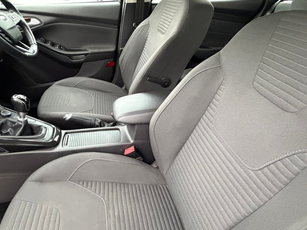 Used Ford Focus 2017 for sale - 76131993: Photo 15