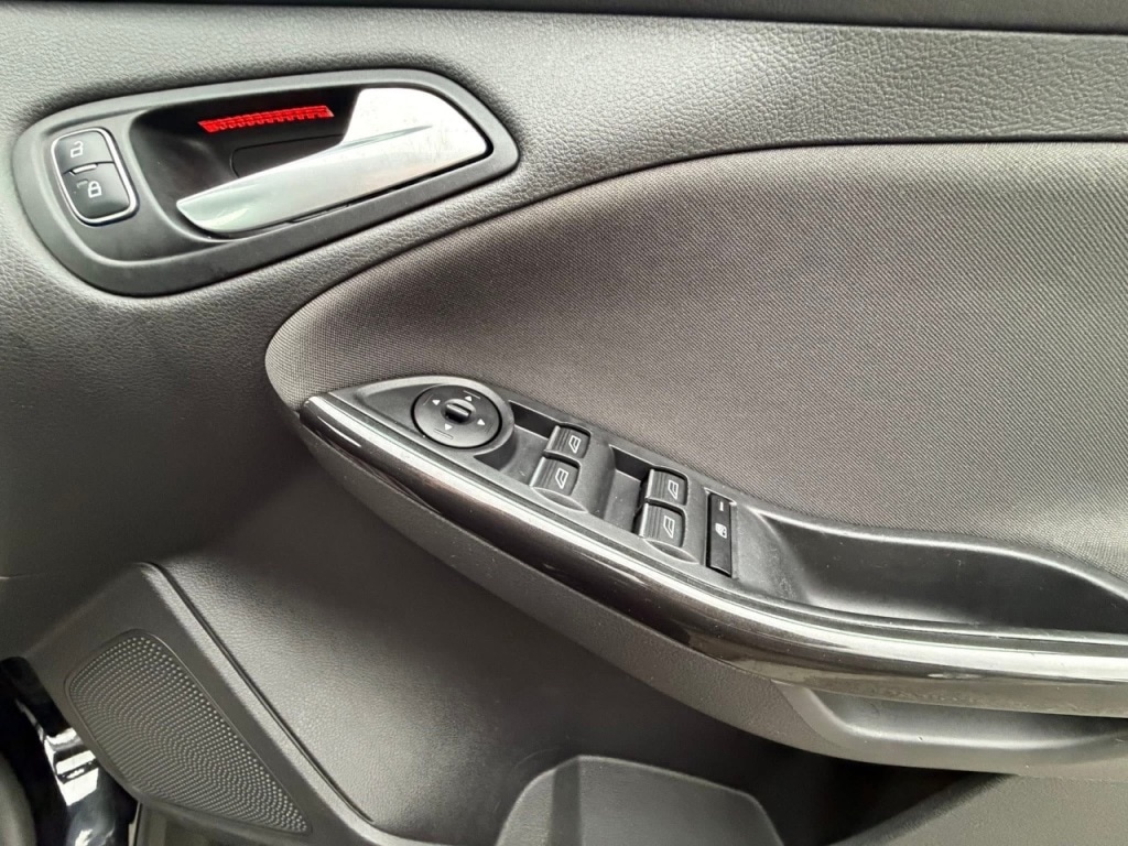 Used Ford Focus 2017 for sale - 76131993: Photo 28