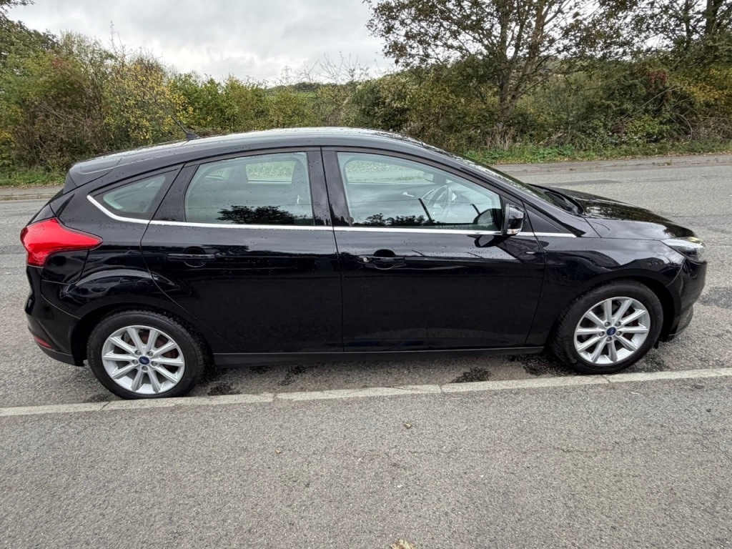 Used Ford Focus 2017 for sale - 76131993: Photo 6