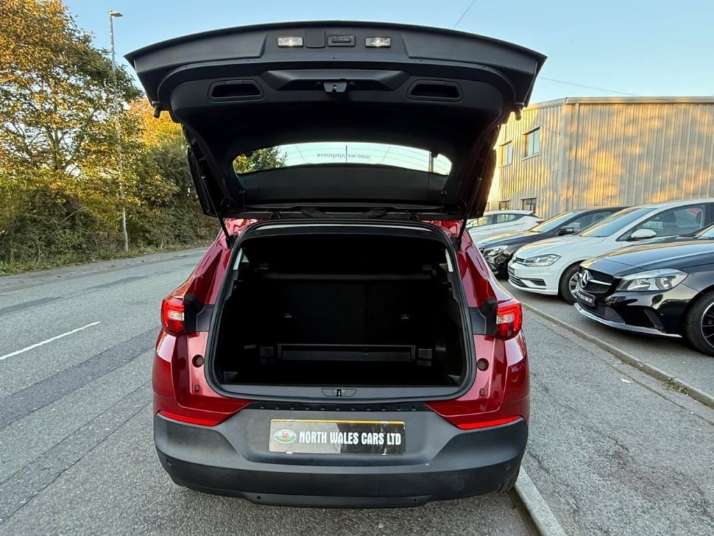 Used Vauxhall Grandland X 2018 for sale - 76132011: Photo 9