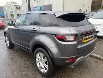 Used Land Rover Range Rover Evoque 2017 for sale - 79421775: Photo