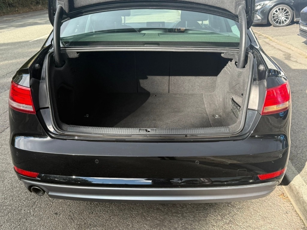 Used Audi A4 2018 for sale - 76131981: Photo 9