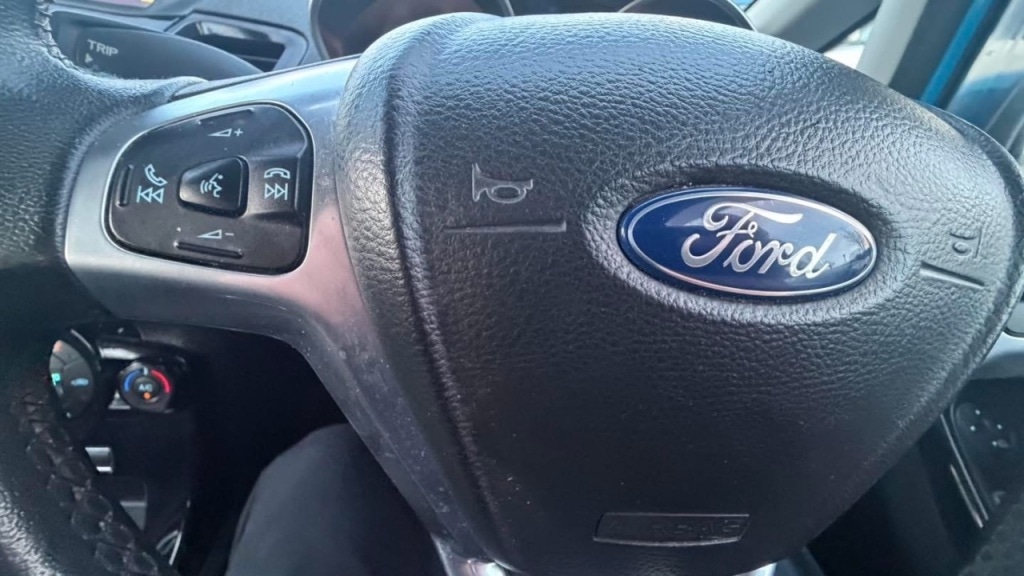 Used Ford Fiesta 2015 for sale - 77707374: Photo 13