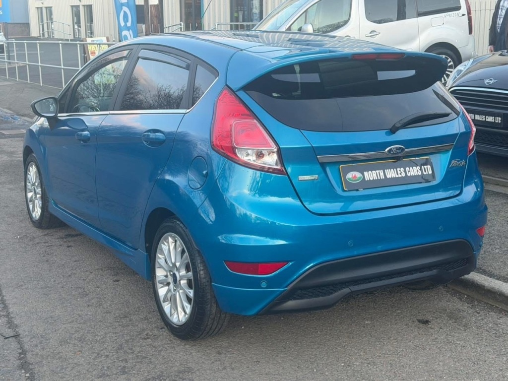 Used Ford Fiesta 2015 for sale - 77707374: Photo 2