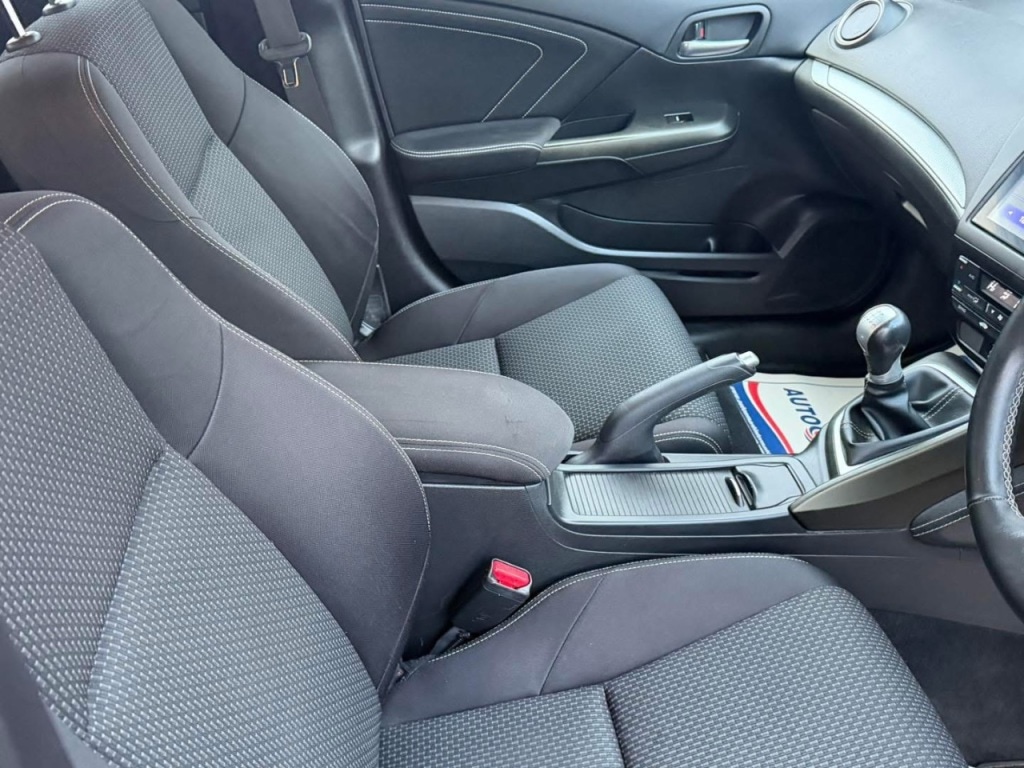 Used Honda Civic 2015 for sale - 77392022: Photo 14